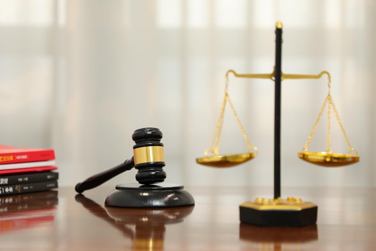 冠领律师代理上海普陀袭警罪案告捷 冠领律师代理上海普陀袭警罪案告捷